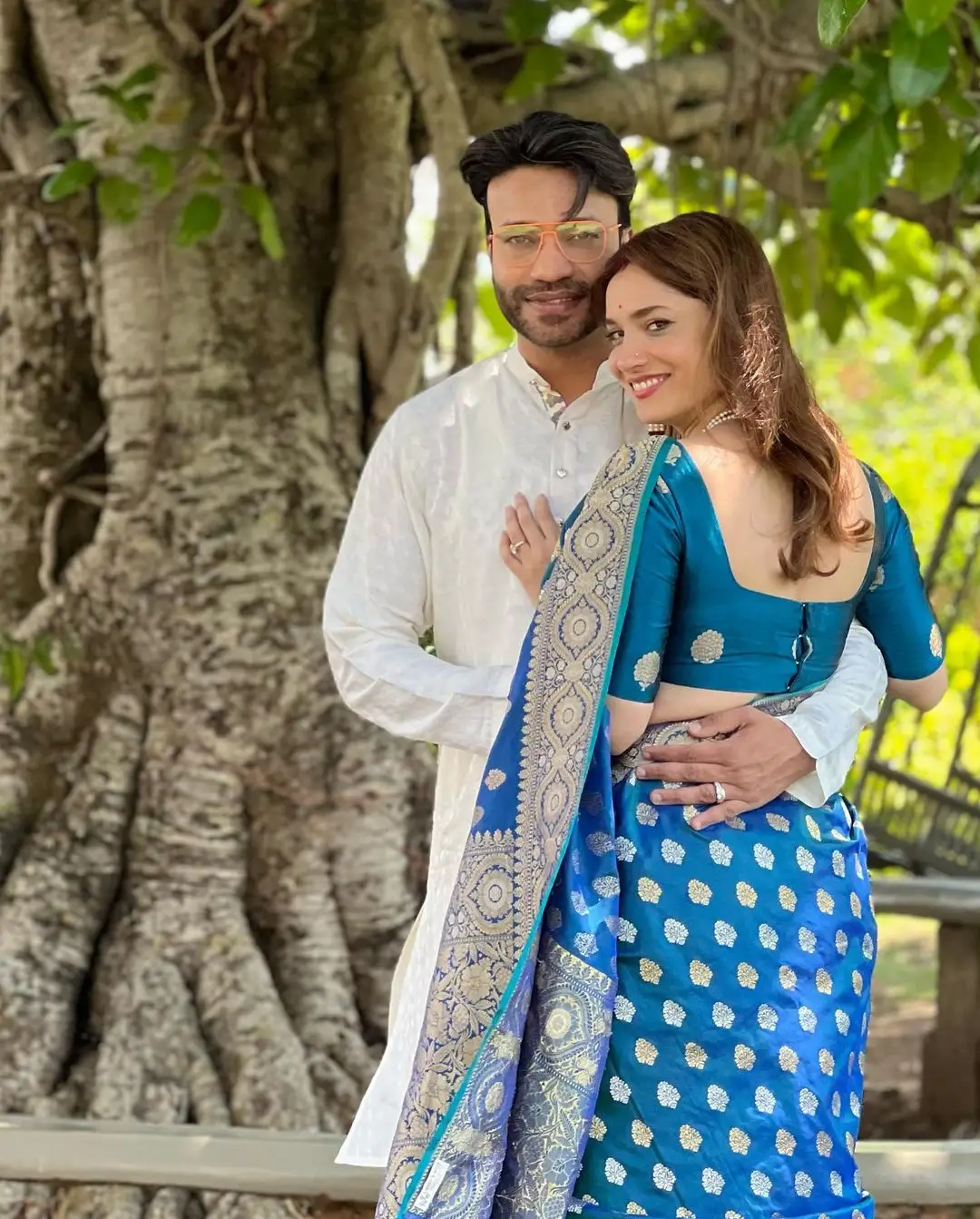 ANKITA LOKHANDE IN SOUTH INDIAN TRADITIONAL BLUE SAREE BLOUSE 2
